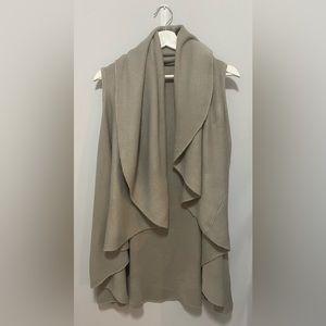 M for Mendocino shawl vest